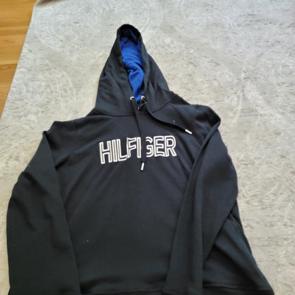 Tommy Hilfiger Womens Black Chest Embroidered Logo Dwayne Pullover Hoodi…